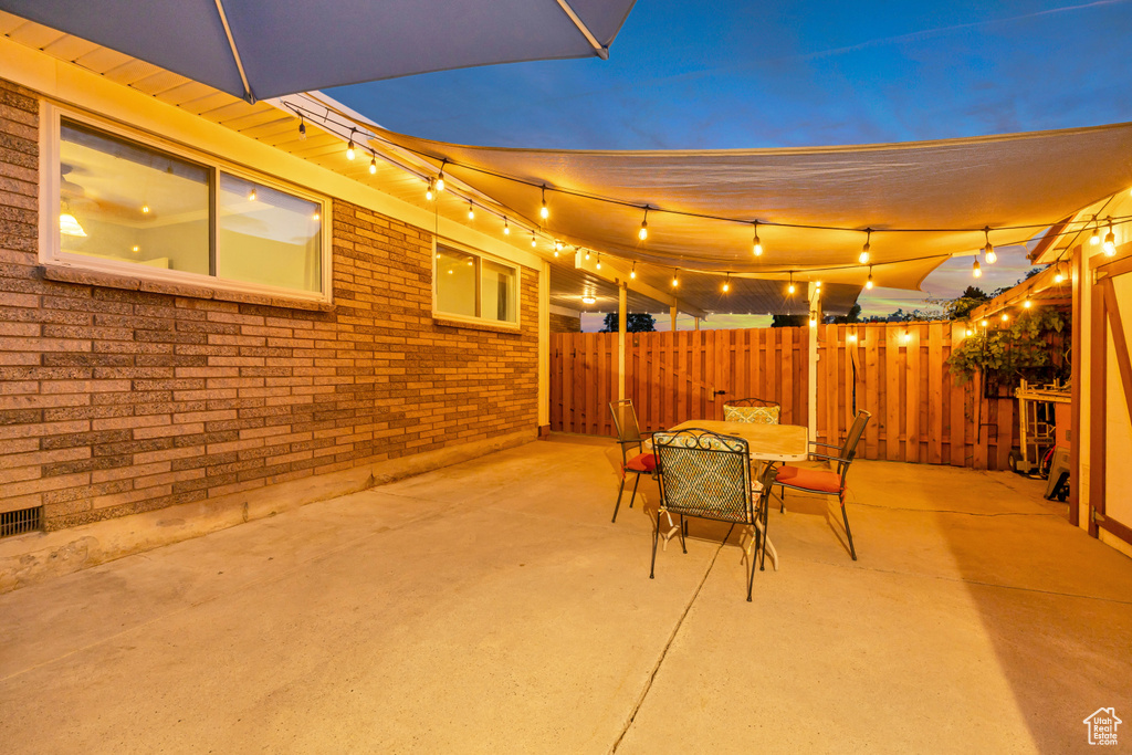 Photo 36 for MLS #2111965 at 1886 W Champagne Ave