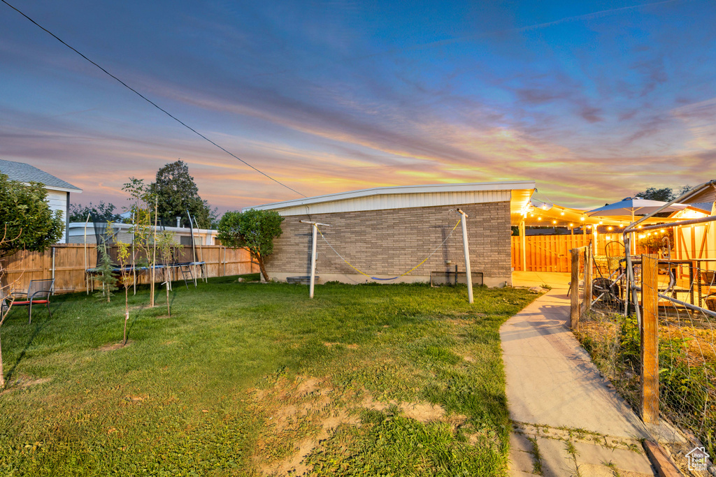 Photo 31 for MLS #2111965 at 1886 W Champagne Ave