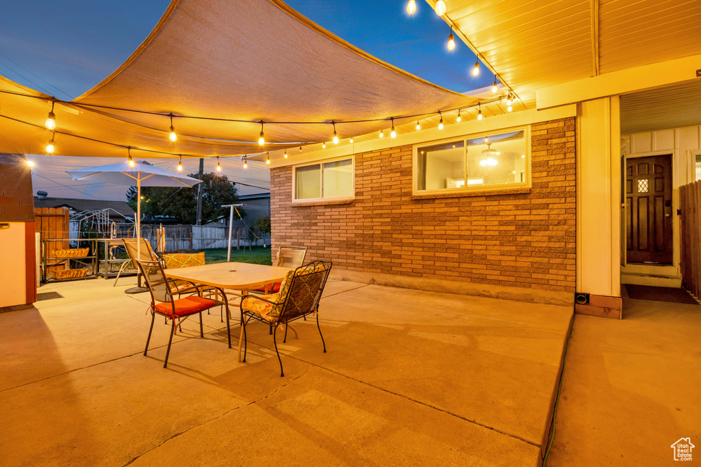 Photo 35 for MLS #2111965 at 1886 W Champagne Ave