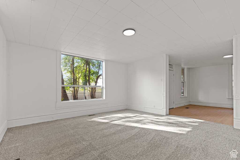 Photo 5 for MLS #2111966 at 658 23rd St #1