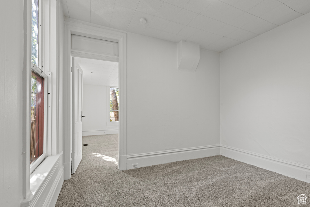 Photo 15 for MLS #2111966 at 658 23rd St #1