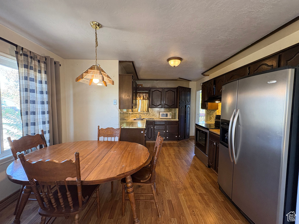 Photo 4 for MLS #2111971 at 7427 S Elm St