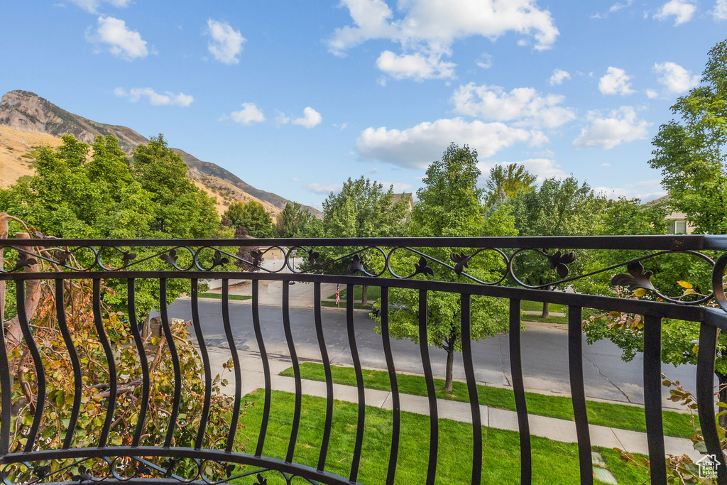 1131 E ROUND MOUNTAIN DR Alpine, UT 84004