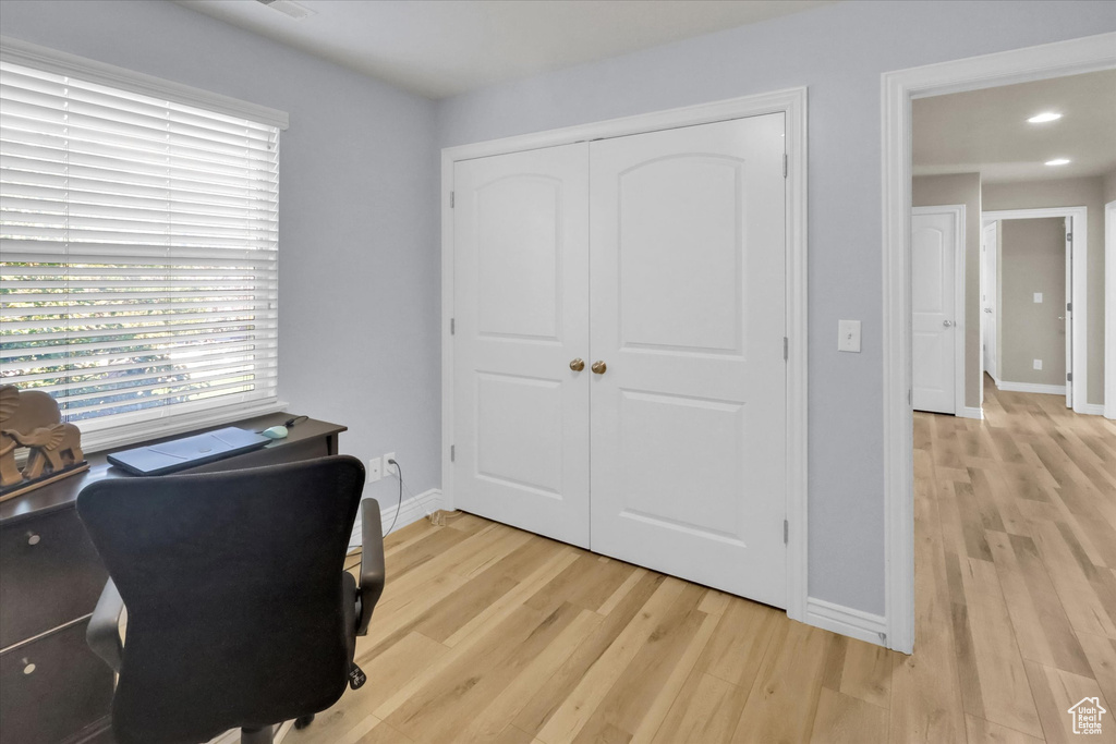 Photo 17 for MLS #2111975 at 8729 S Leafwood Ln
