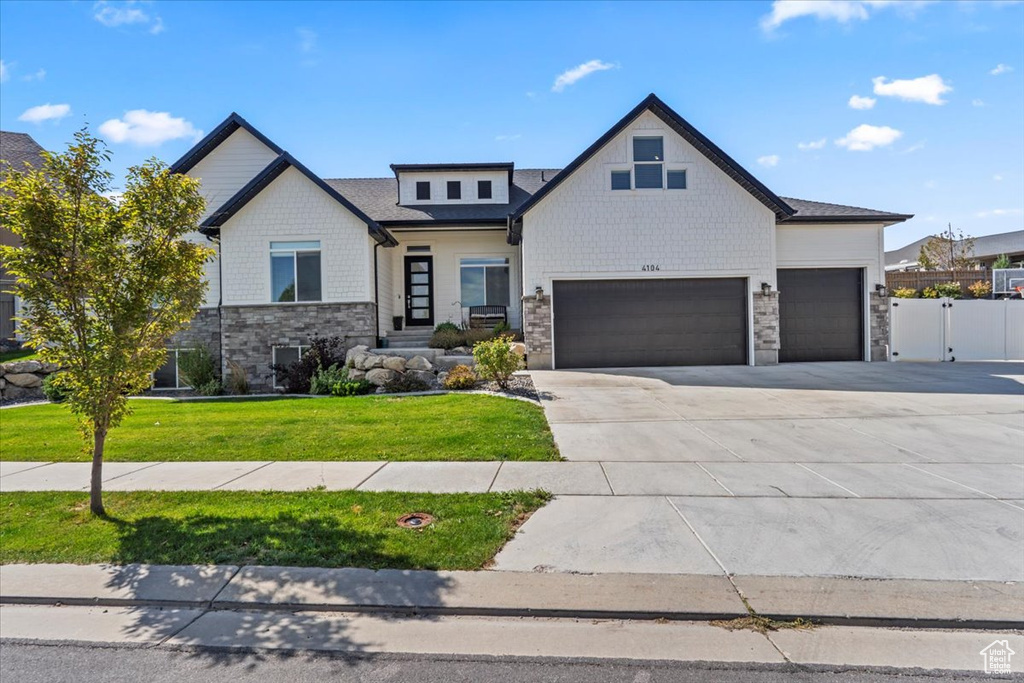 4104 E MOUNT AIREY DR Eagle Mountain, UT 84005