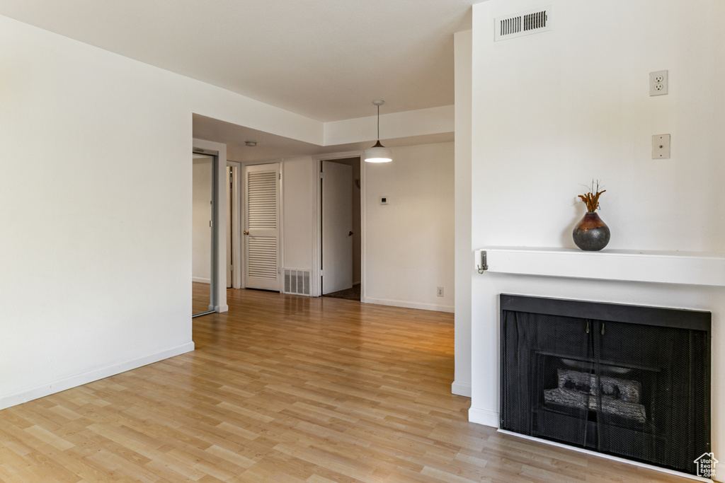 Photo 8 for MLS #2112026 at 1263 E Ridge Meadow Ln #6R