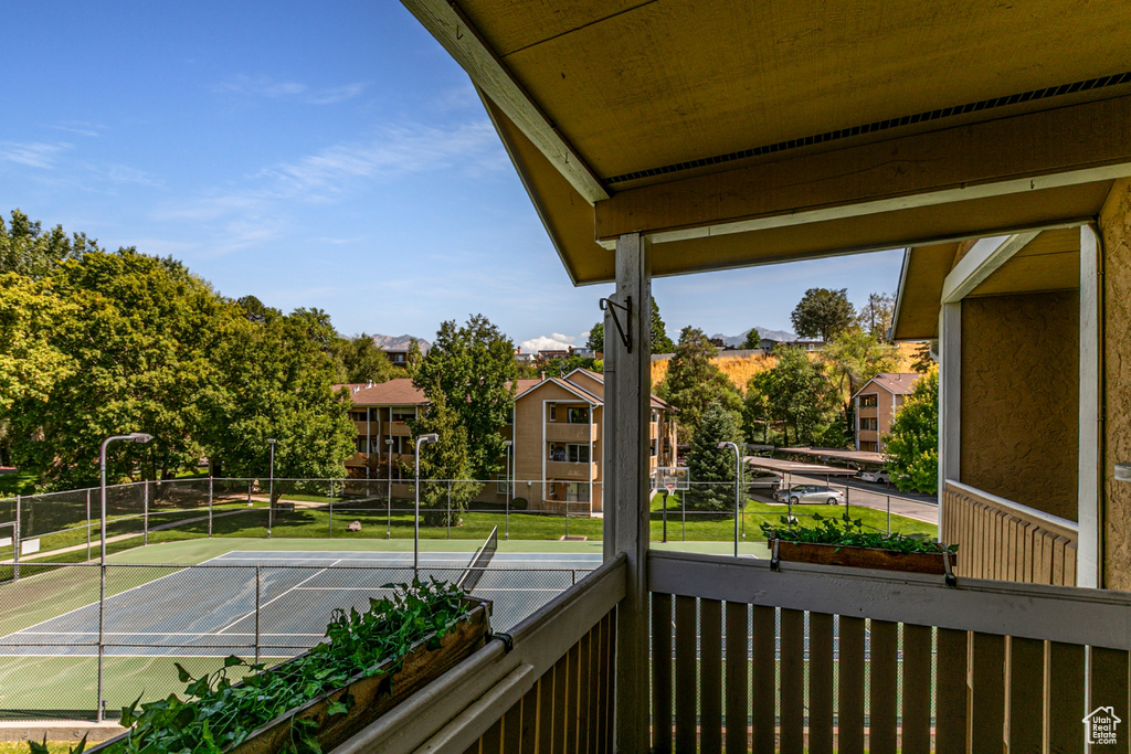 Photo 5 for MLS #2112026 at 1263 E Ridge Meadow Ln #6R