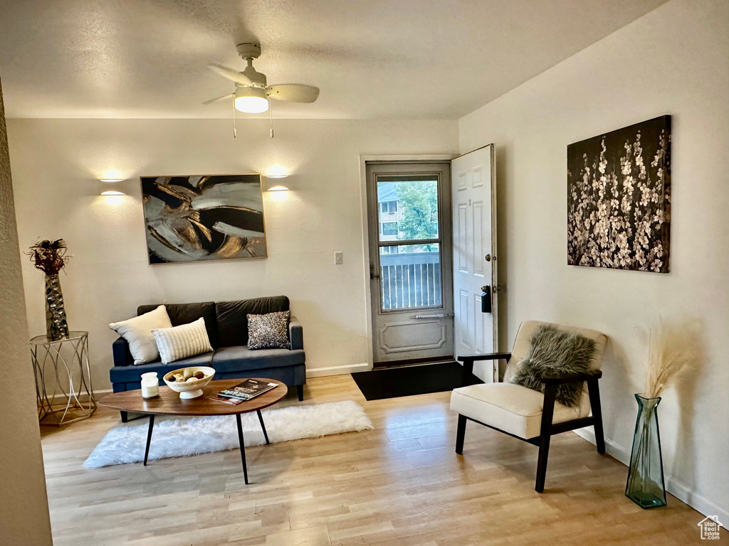 Photo 7 for MLS #2112026 at 1263 E Ridge Meadow Ln #6R