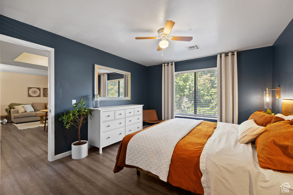Photo 13 for MLS #2112028 at 1144 E Countrywoods Cir #13G