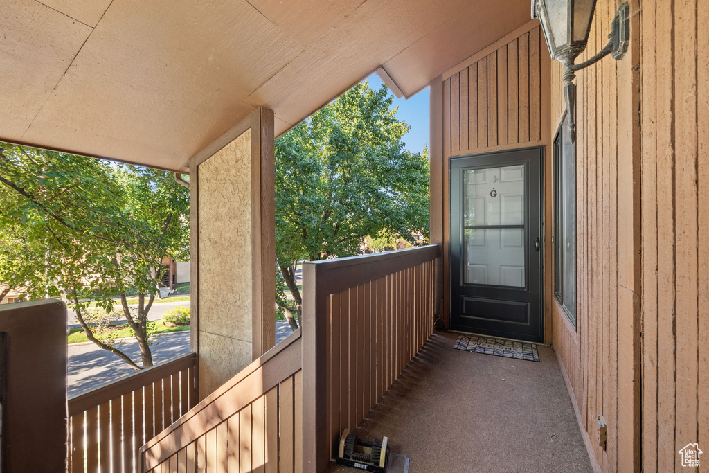 Photo 3 for MLS #2112028 at 1144 E Countrywoods Cir #13G