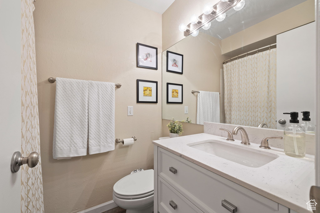 Photo 19 for MLS #2112028 at 1144 E Countrywoods Cir #13G