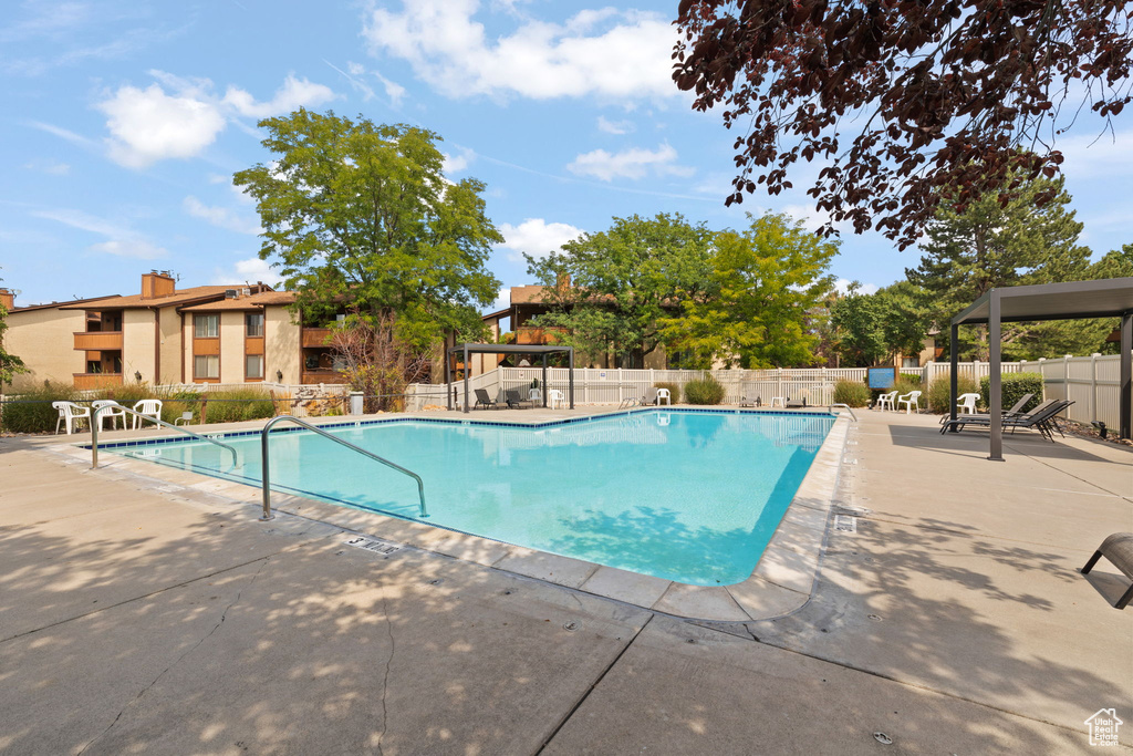 Photo 23 for MLS #2112028 at 1144 E Countrywoods Cir #13G