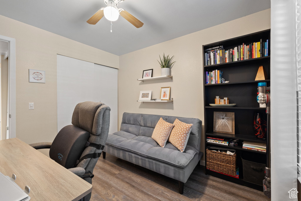 Photo 18 for MLS #2112028 at 1144 E Countrywoods Cir #13G