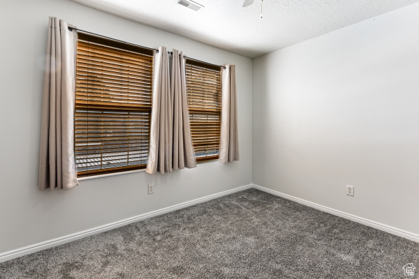 205 E ROCKEY PARK LN Draper, UT 84020