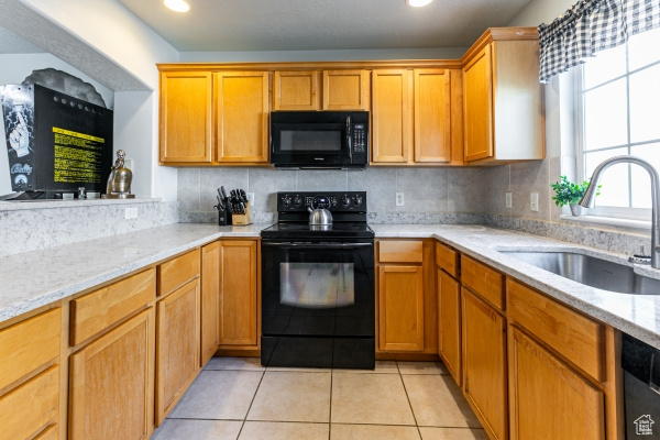 205 E ROCKEY PARK LN Draper, UT 84020