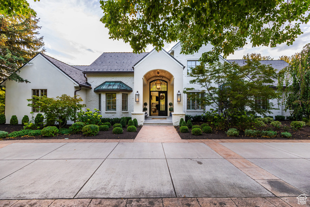 10228 S ALTAVILLA DR Sandy, UT 84092