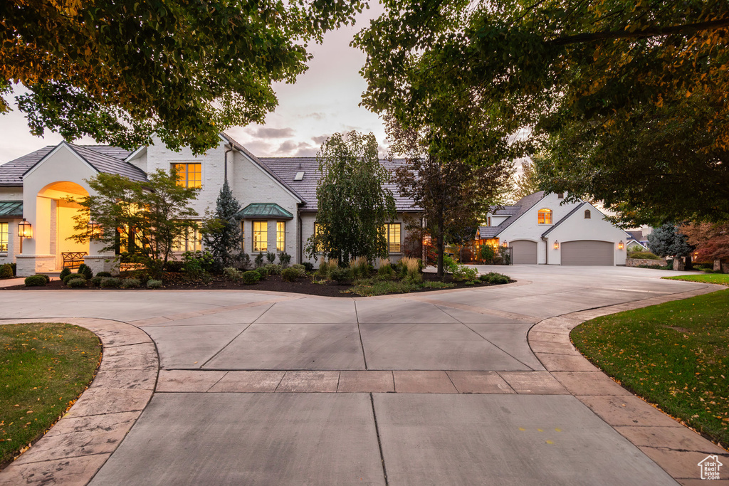 10228 S ALTAVILLA DR Sandy, UT 84092