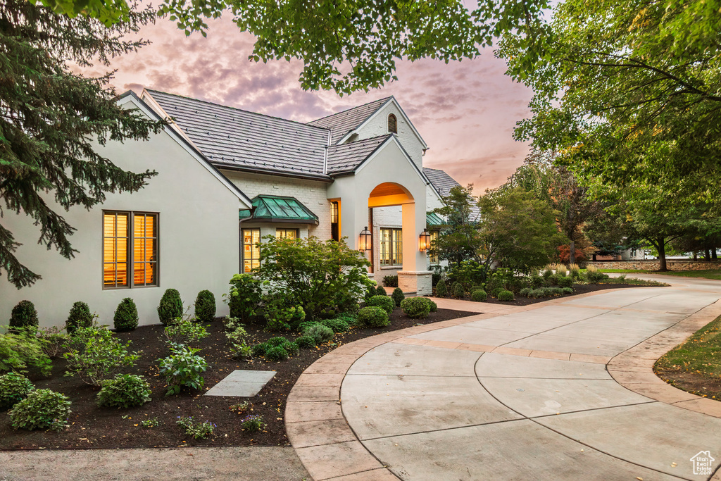 10228 S ALTAVILLA DR Sandy, UT 84092