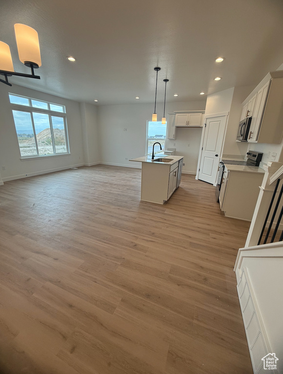 Photo 3 for MLS #2112046 at 1493 N 305 East #28