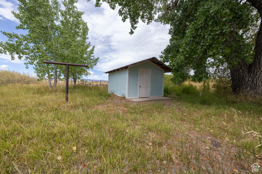 7374 N 3250 W Roosevelt, UT 84066