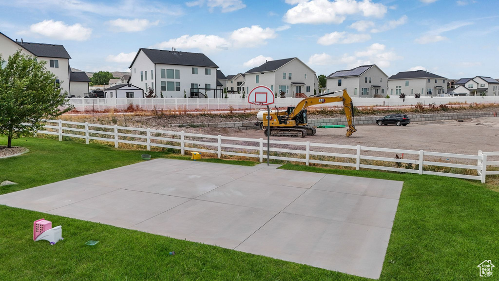 83 W APACHE RD Saratoga Springs, UT 84045