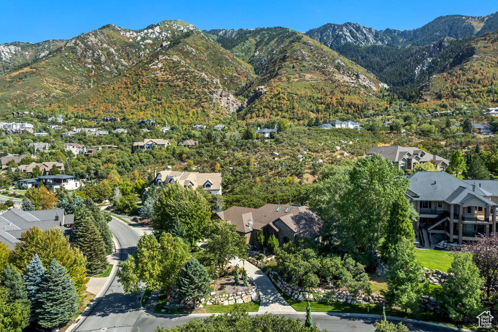 46 E LONE HOLLOW DR Sandy, UT 84092
