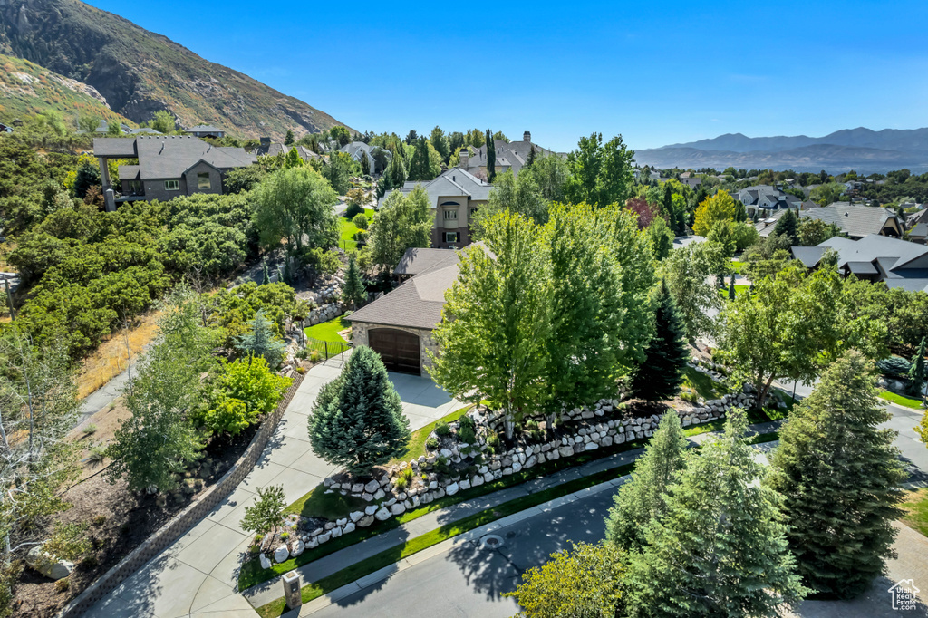 46 E LONE HOLLOW DR Sandy, UT 84092