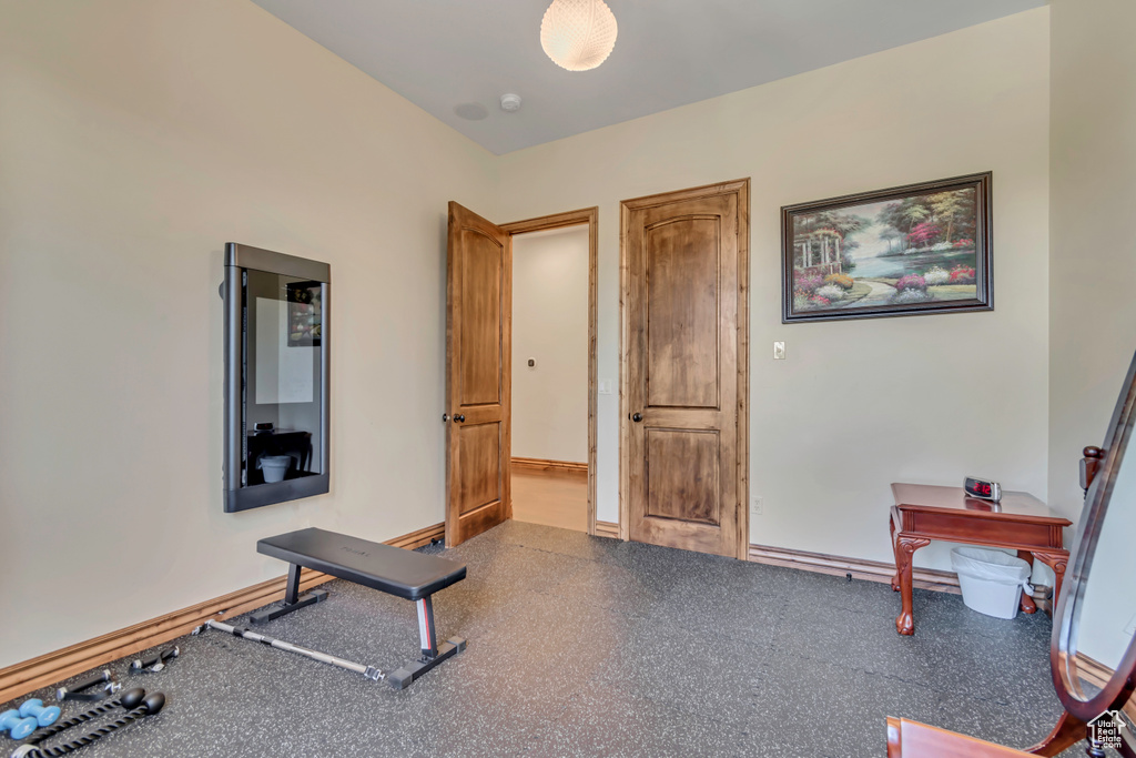 46 E LONE HOLLOW DR Sandy, UT 84092