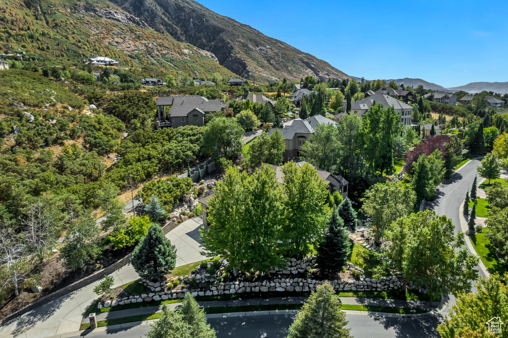46 E LONE HOLLOW DR Sandy, UT 84092