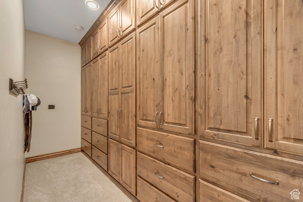 46 E LONE HOLLOW DR Sandy, UT 84092