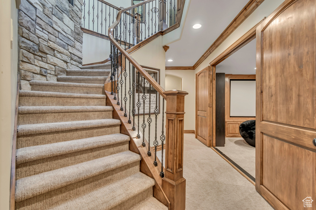 46 E LONE HOLLOW DR Sandy, UT 84092