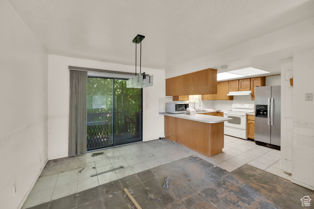 Photo 7 for MLS #2112079 at 2826 N 1600 East