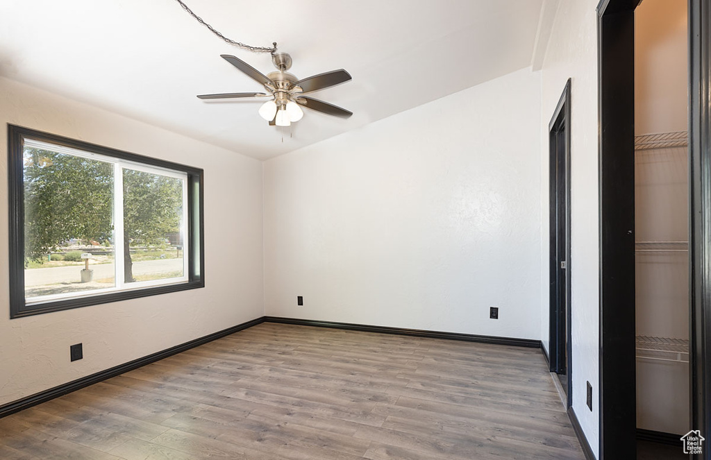 Photo 9 for MLS #2112084 at 4975 N Tomahawk Dr