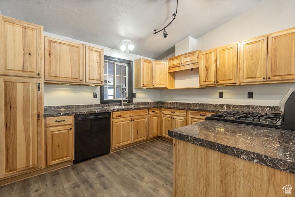 Photo 12 for MLS #2112084 at 4975 N Tomahawk Dr