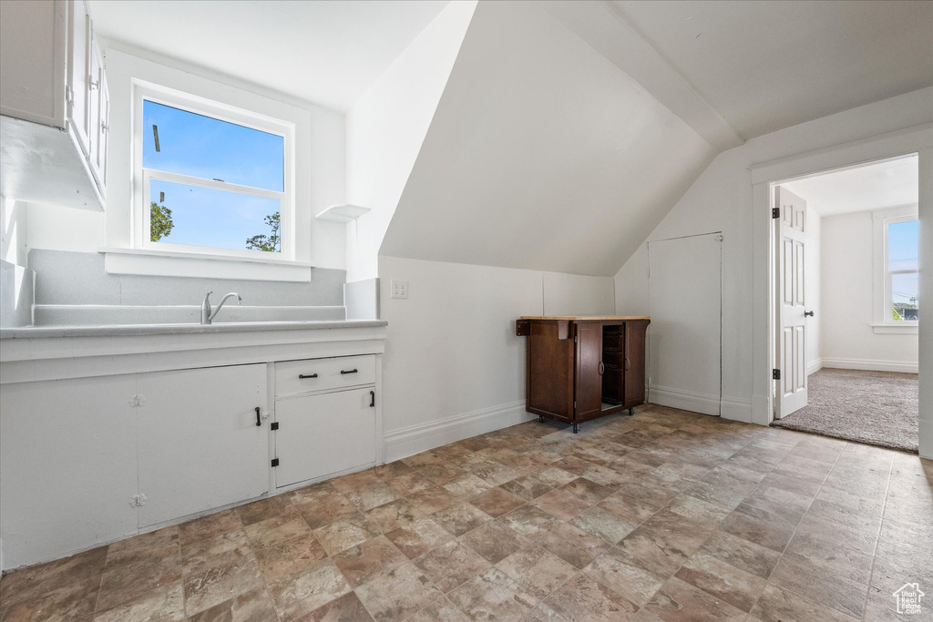 Photo 17 for MLS #2112085 at 3048 Ogden Ave