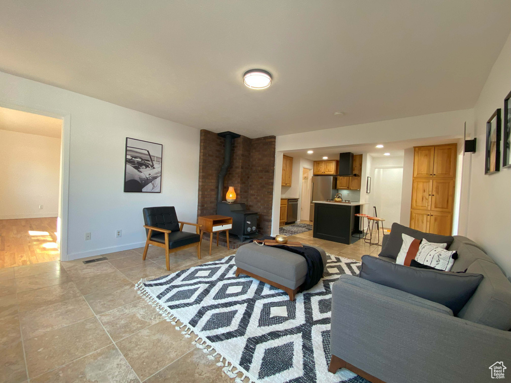 1244 E LORRAINE DR Salt Lake City, UT 84106