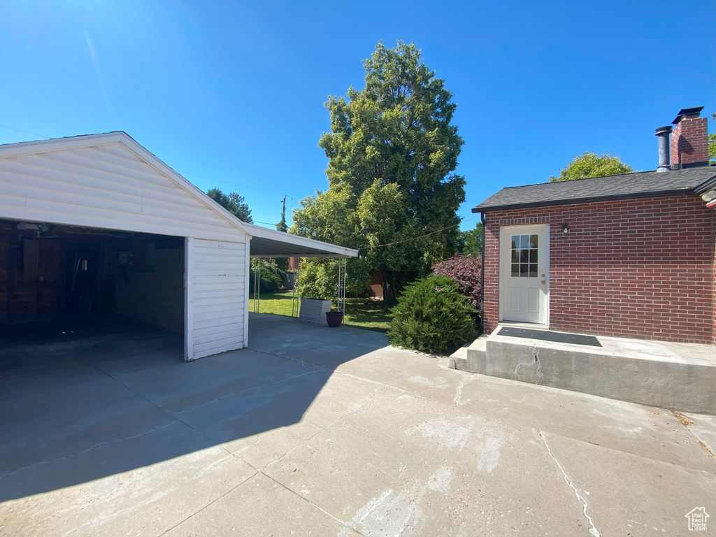 1244 E LORRAINE DR Salt Lake City, UT 84106