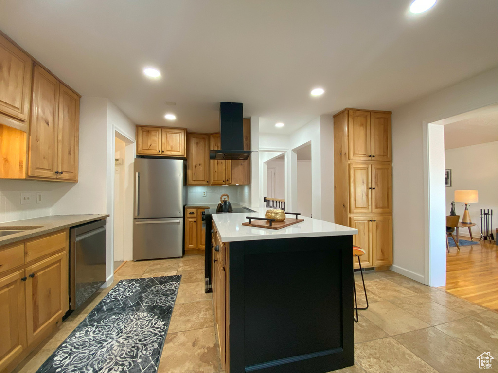 1244 E LORRAINE DR Salt Lake City, UT 84106