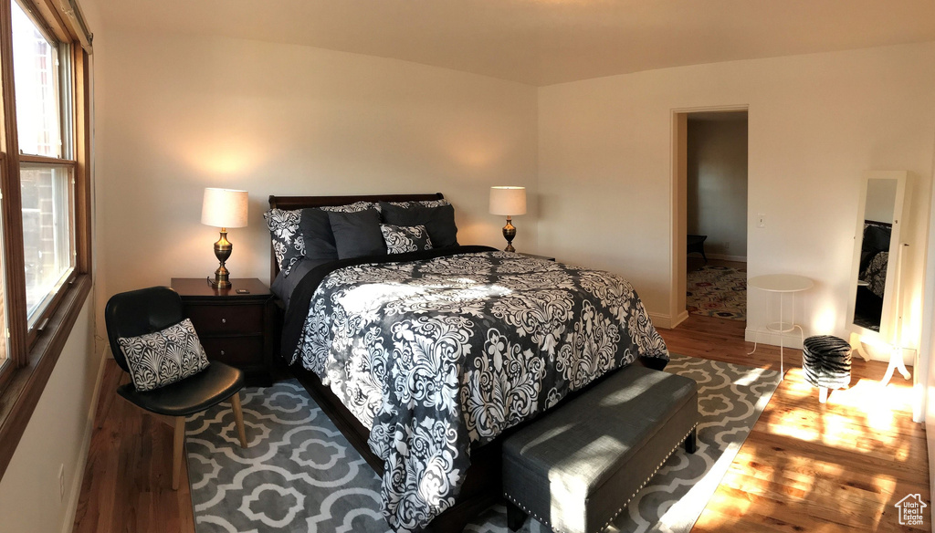 1244 E LORRAINE DR Salt Lake City, UT 84106