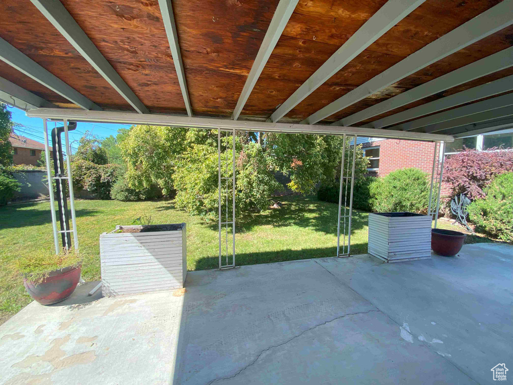 1244 E LORRAINE DR Salt Lake City, UT 84106