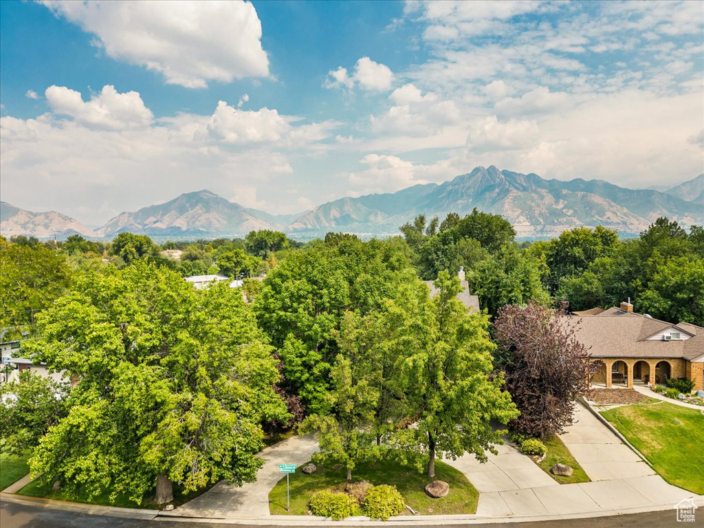 4757 S MEADOWVIEW RD Murray, UT 84107