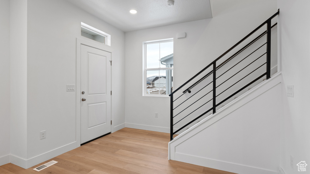 Photo 4 for MLS #2112104 at 1076 E 1930 South #422