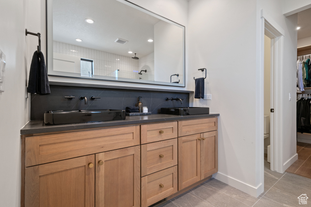 Photo 19 for MLS #2112105 at 2812 S Greenhead Dr