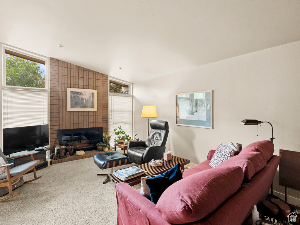 Photo 3 for MLS #2112112 at 3599 E Avondale Dr