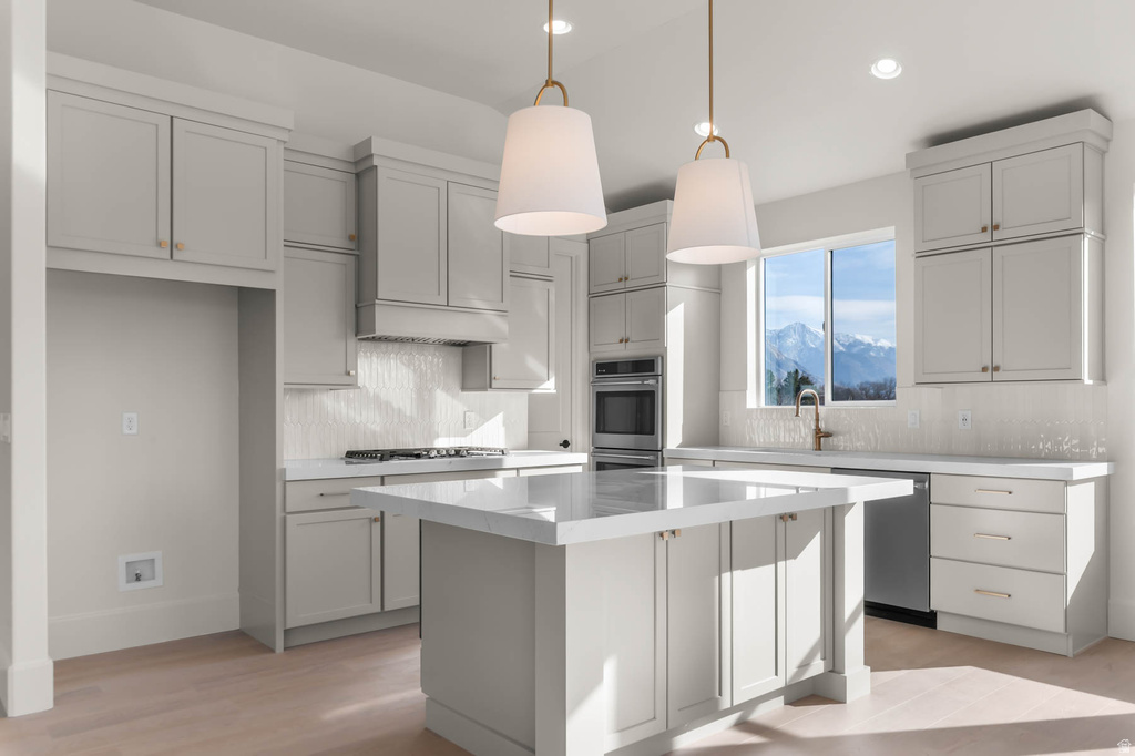 3171 N 275 W Pleasant View, UT 84414