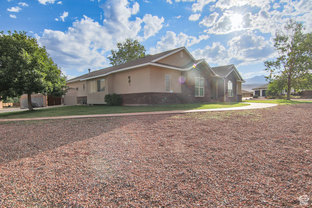 Photo 6 for MLS #2112129 at 4211 Valle Del Sol