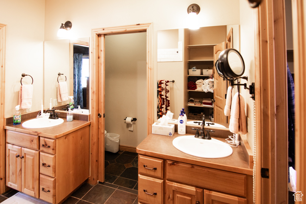 Photo 28 for MLS #2112129 at 4211 Valle Del Sol