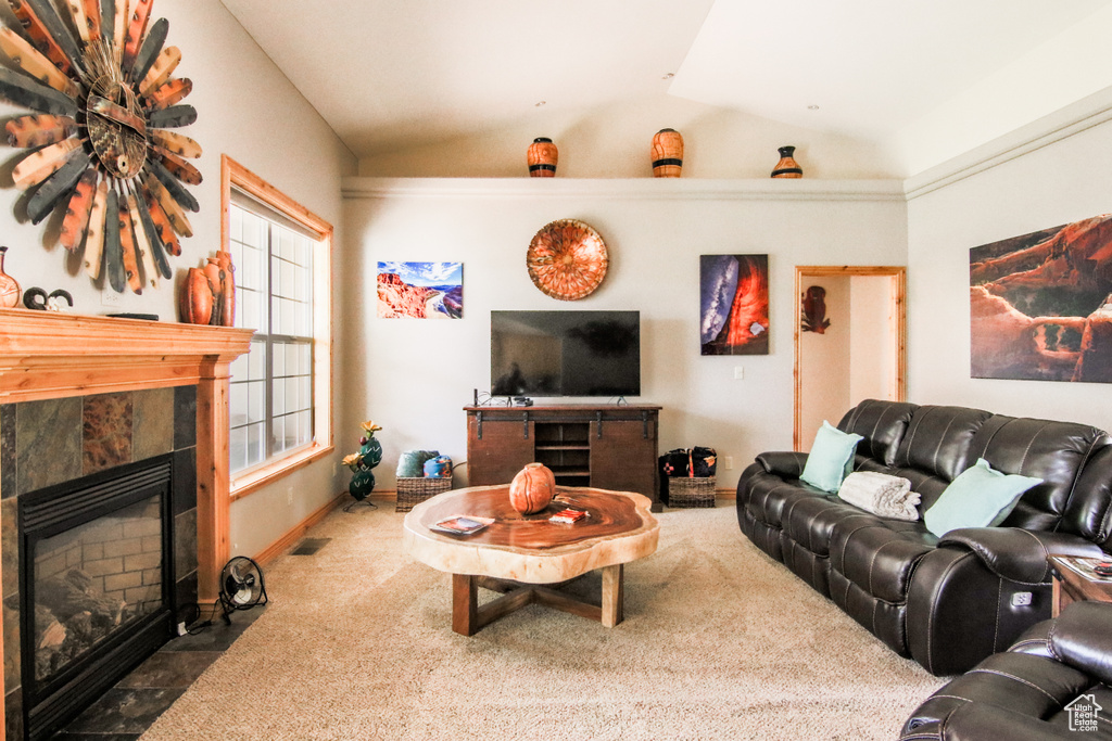 Photo 14 for MLS #2112129 at 4211 Valle Del Sol