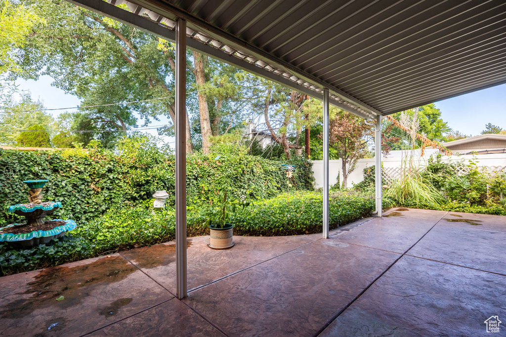 Photo 32 for MLS #2112136 at 5100 S Woodmont Dr
