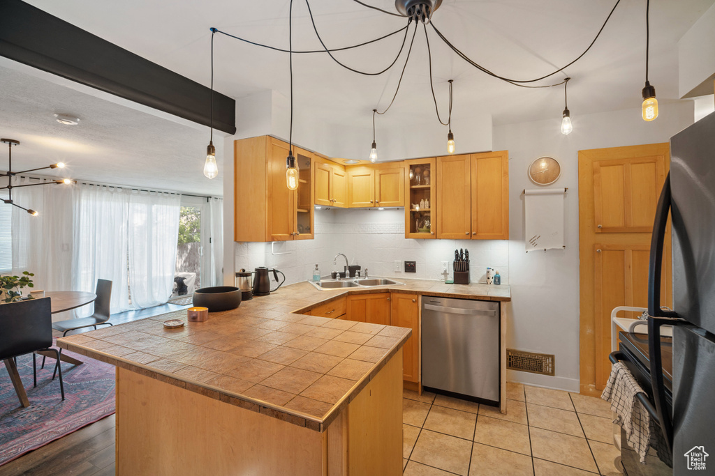 Photo 9 for MLS #2112155 at 557 N 1300 West